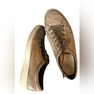 Ecco Men's Tan Leather Sneakers
